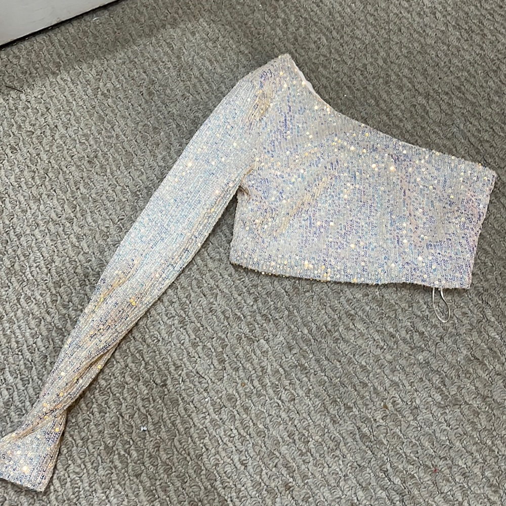 Adika One Sleeve One Shoulder Sequin Crop Top
